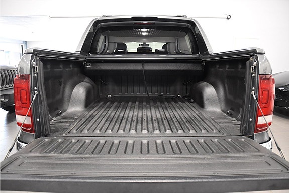 Volkswagen Amarok 24 of 24