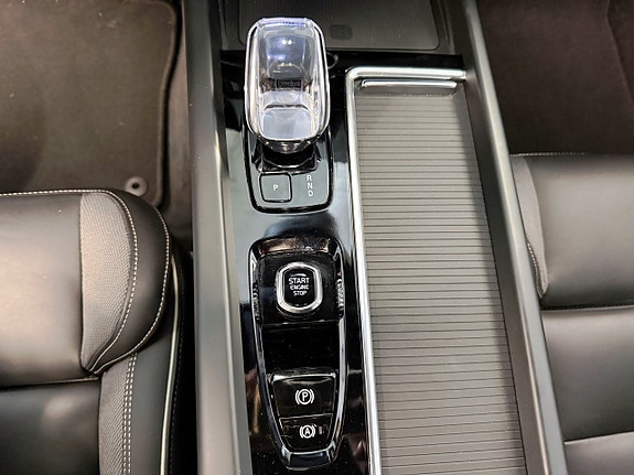 Volvo XC60 21 of 25