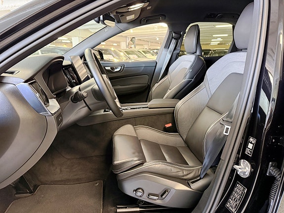 Volvo XC60 9 of 25