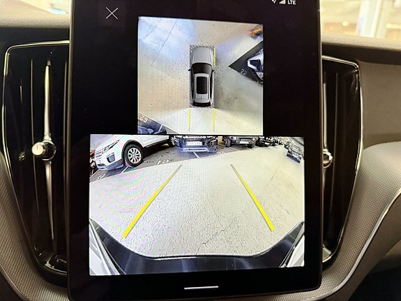 Volvo XC60 16 of 25