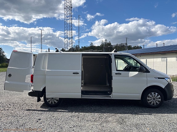 Volkswagen Transporter 10 of 26