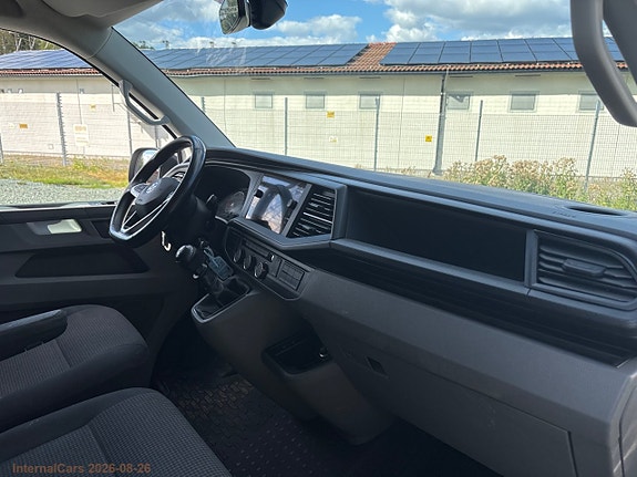 Volkswagen Transporter 15 of 26