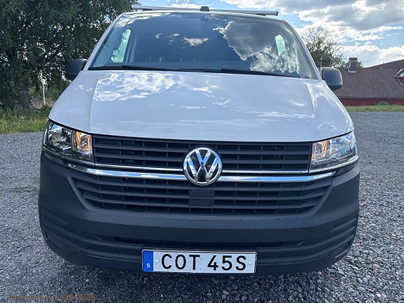 Volkswagen Transporter 2 of 26