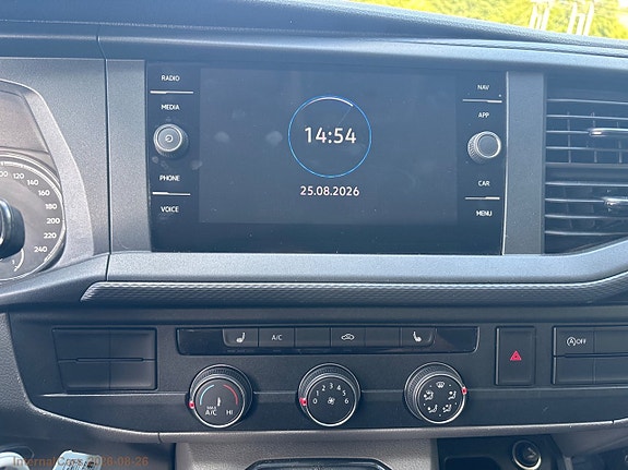 Volkswagen Transporter 12 of 26