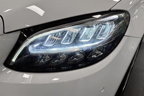 Mercedes-Benz C200 d 22 of 23
