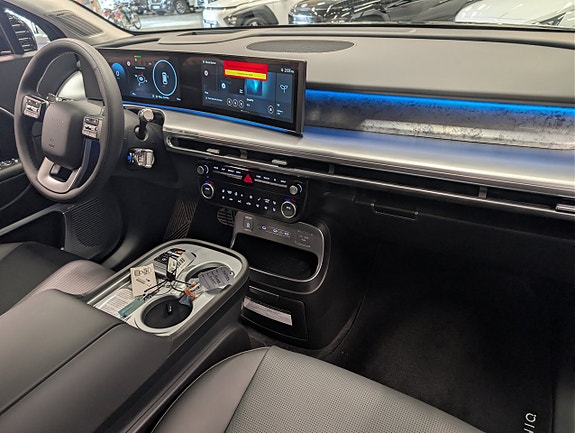 Hyundai Ioniq 9 8 of 14