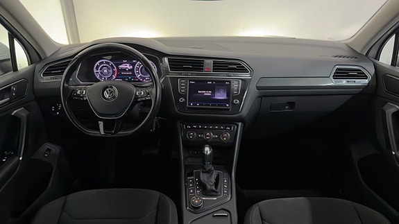 Volkswagen Tiguan 14 of 22