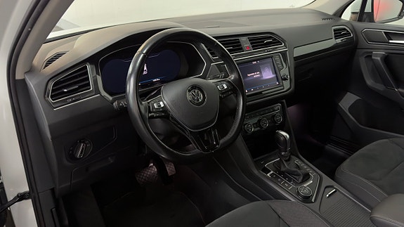 Volkswagen Tiguan 4 of 22