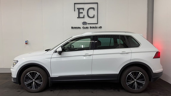 Volkswagen Tiguan 2 of 22