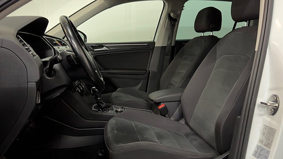 Volkswagen Tiguan 5 of 22