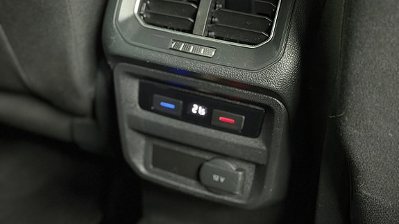 Volkswagen Tiguan 13 of 22