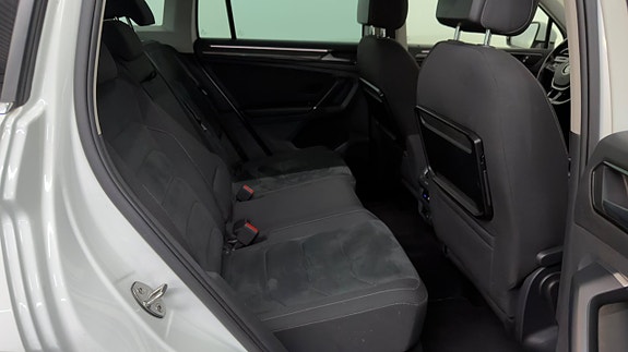 Volkswagen Tiguan 11 of 22