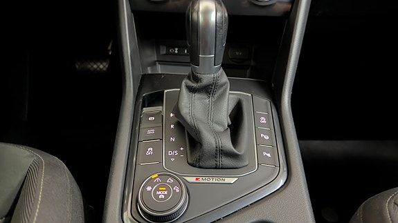 Volkswagen Tiguan 15 of 22