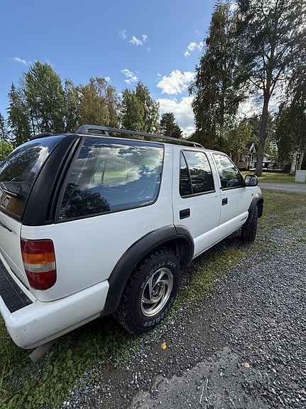 Chevrolet Blazer 5 of 5