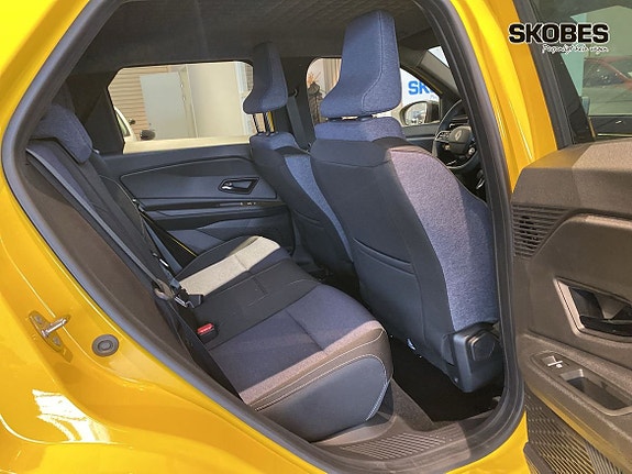 Renault 5 E-Tech 9 of 19