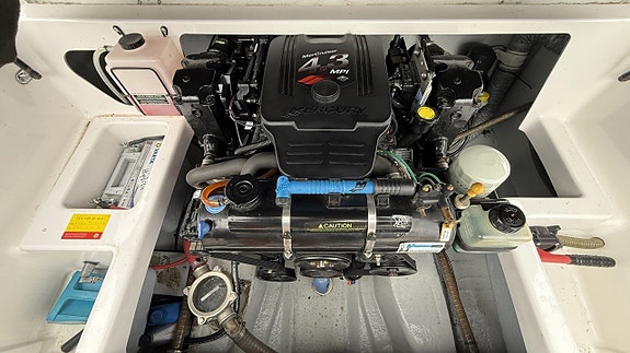 Hydrolift / Stormway F23 -2009 8 of 8