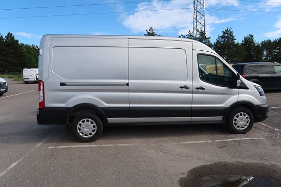 Ford Transit 2 of 8
