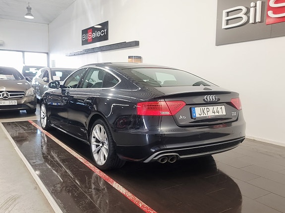 Audi A5 12 of 19
