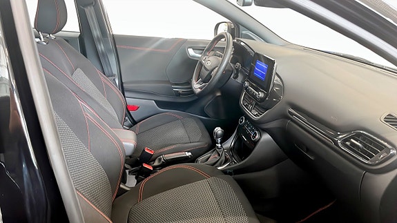Ford Puma 3 of 9