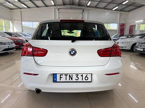 BMW 116d 5 of 13