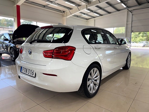 BMW 116d 4 of 13