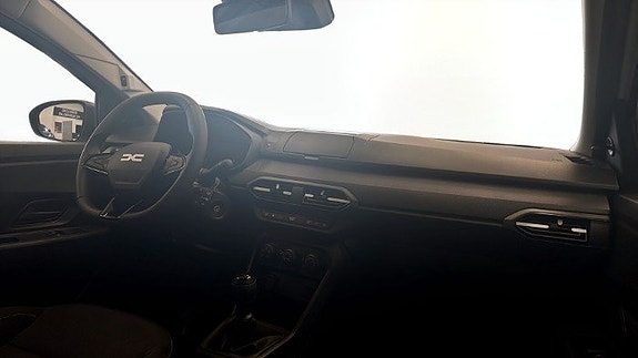 Dacia Sandero 12 of 20