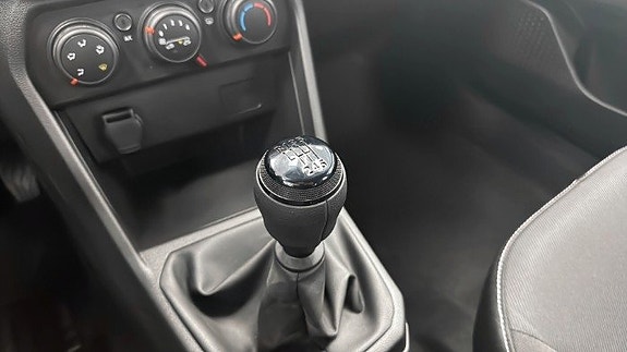 Dacia Sandero 17 of 20