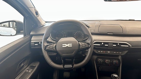 Dacia Sandero 13 of 20