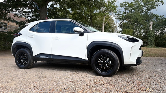 Toyota Yaris Cross 3 of 15