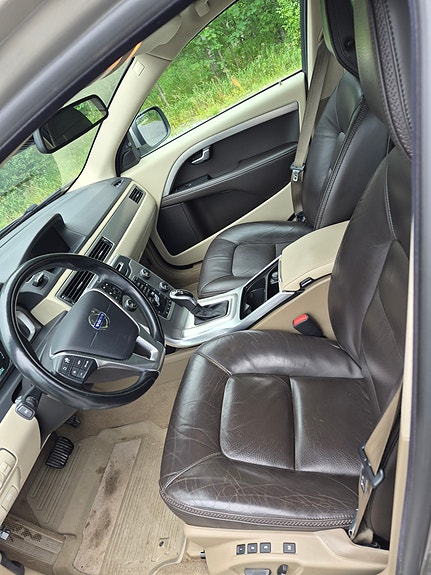 Volvo XC70 4 of 4