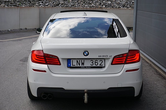BMW 530d 6 of 30