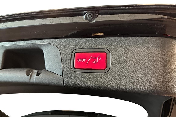Mercedes-Benz GLC300 de 13 of 30