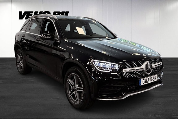 Mercedes-Benz GLC300 de 2 of 30