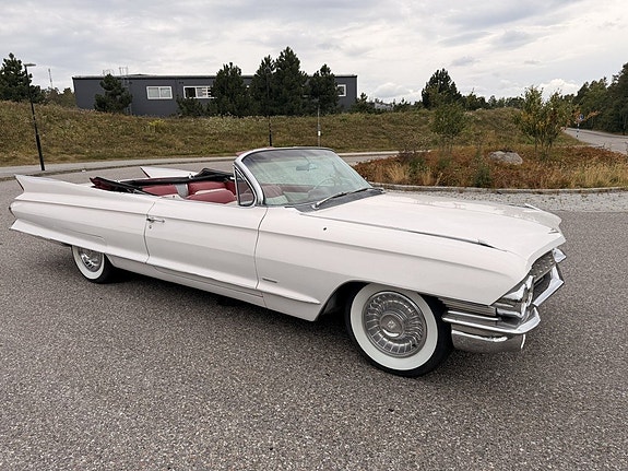 Cadillac Serie 62 8 of 17