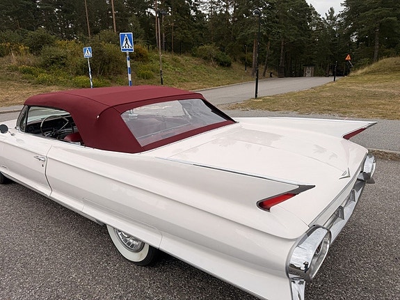 Cadillac Serie 62 15 of 17