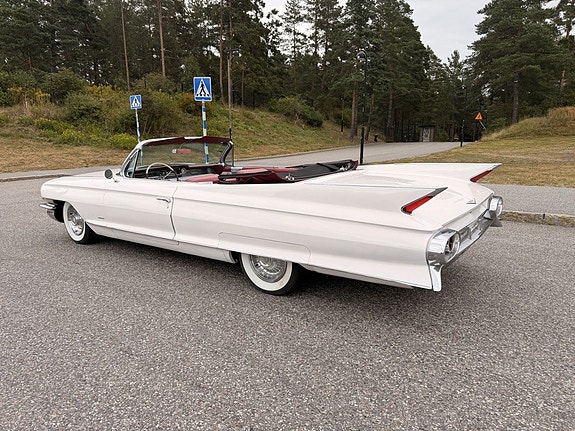 Cadillac Serie 62 3 of 17