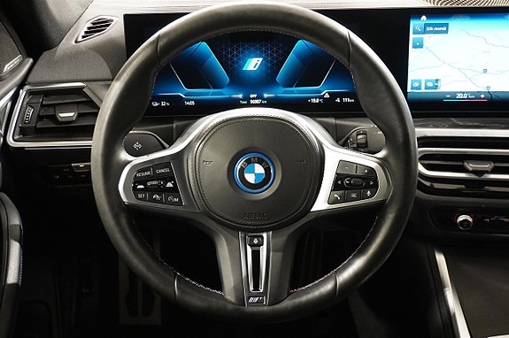 BMW i4 11 of 15