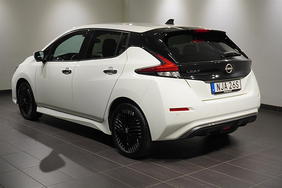 Nissan Leaf 3 of 12