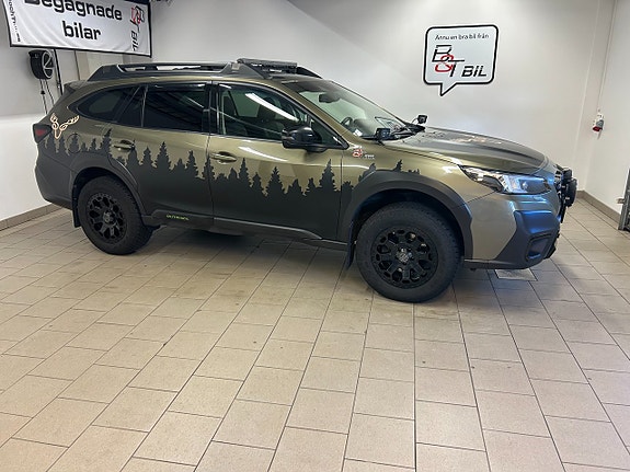 Subaru Outback 3 of 16