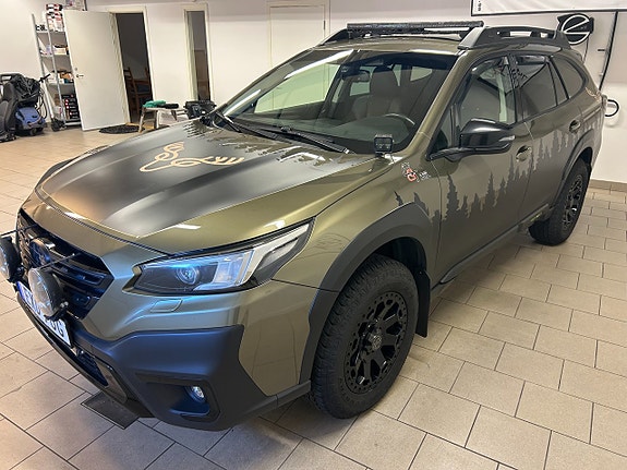 Subaru Outback 7 of 16