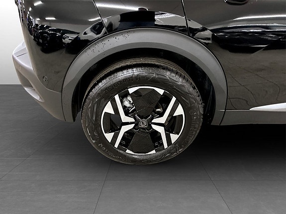 Peugeot 2008 13 of 14