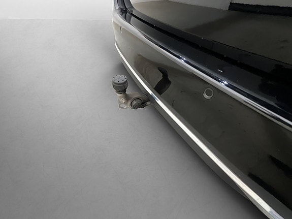 Mercedes-Benz C300 8 of 30