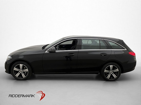 Mercedes-Benz C300 2 of 30