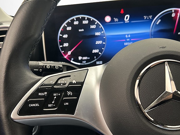 Mercedes-Benz C300 22 of 30