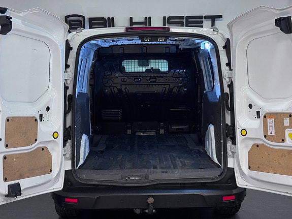 Ford Transit Connect 9 of 18