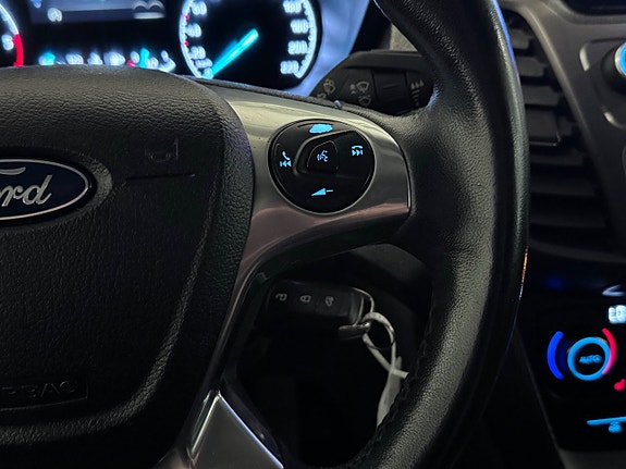 Ford Transit Connect 15 of 18