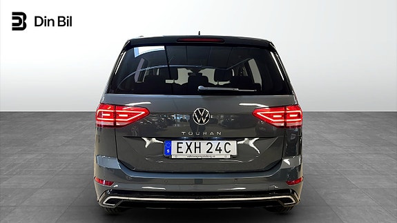 Volkswagen Touran 5 of 11