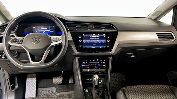 Volkswagen Touran 9 of 11
