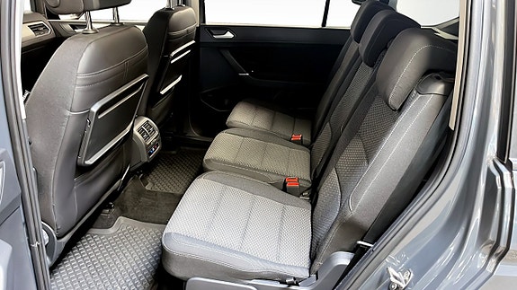Volkswagen Touran 10 of 11