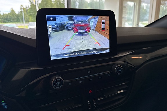 Ford Kuga 8 of 22